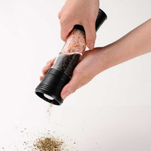 Lade das Bild in den Galerie-Viewer, Pfeffer- und Käutermühle mit 2 Keramikmahlwerken