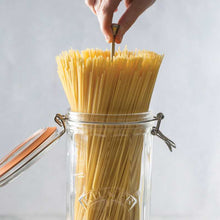 Lade das Bild in den Galerie-Viewer, Spaghetti Facetten-Glas mit Bügelverschluss, 2 Liter
